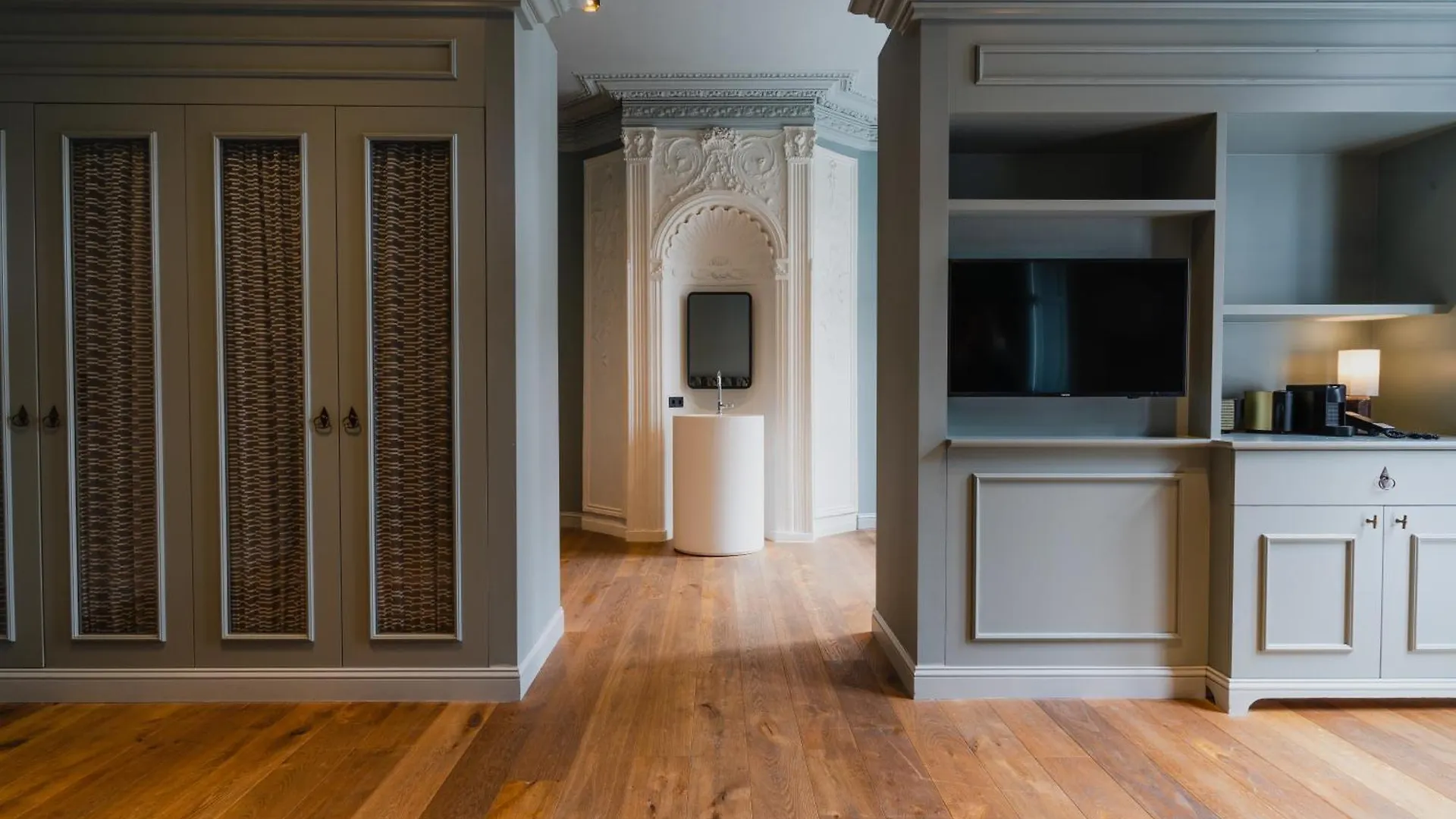Hotel Monastere Maastricht 4*,  Holandia